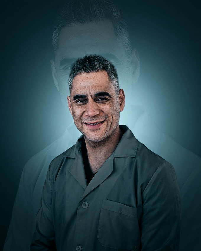 Dr. Luis M. Rujana